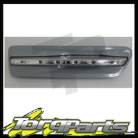 INDICATOR RH SUIT WM STATESMAN CAPRICE HOLDEN FLASHER BLINKER REPEATER LIGHT